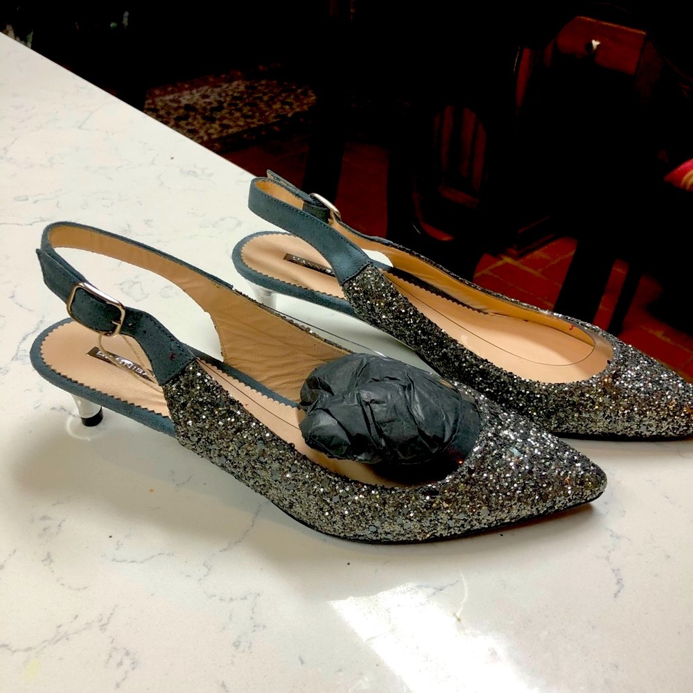 - - After 5 Low heel shoes New